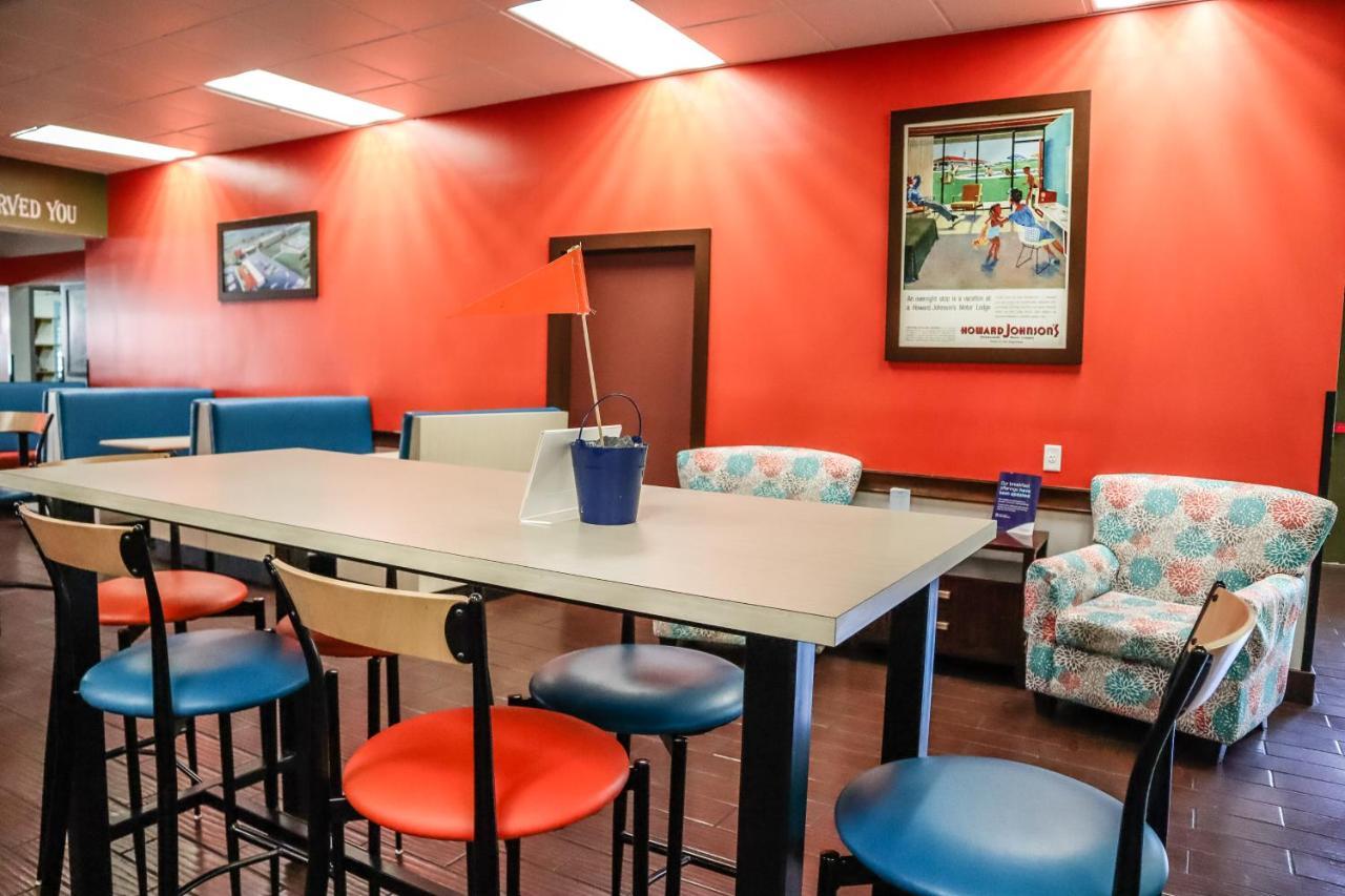 Howard Johnson By Wyndham Ocala Fl I-75 Экстерьер фото