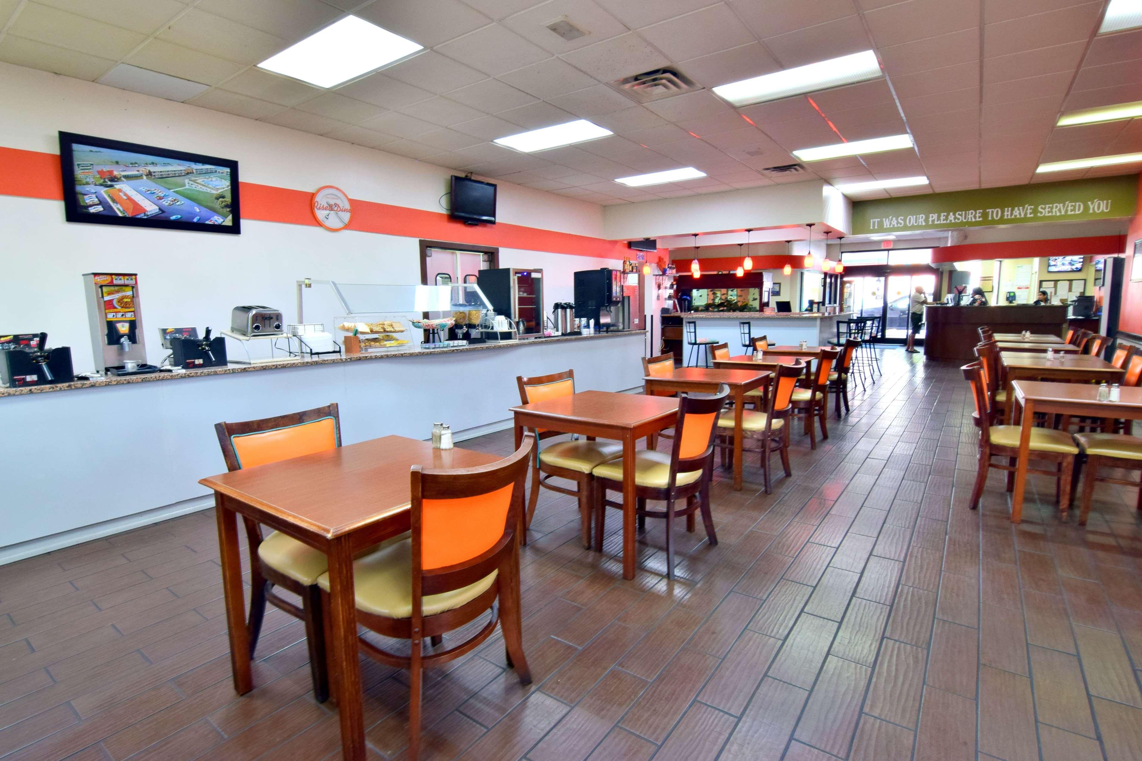 Howard Johnson By Wyndham Ocala Fl I-75 Экстерьер фото